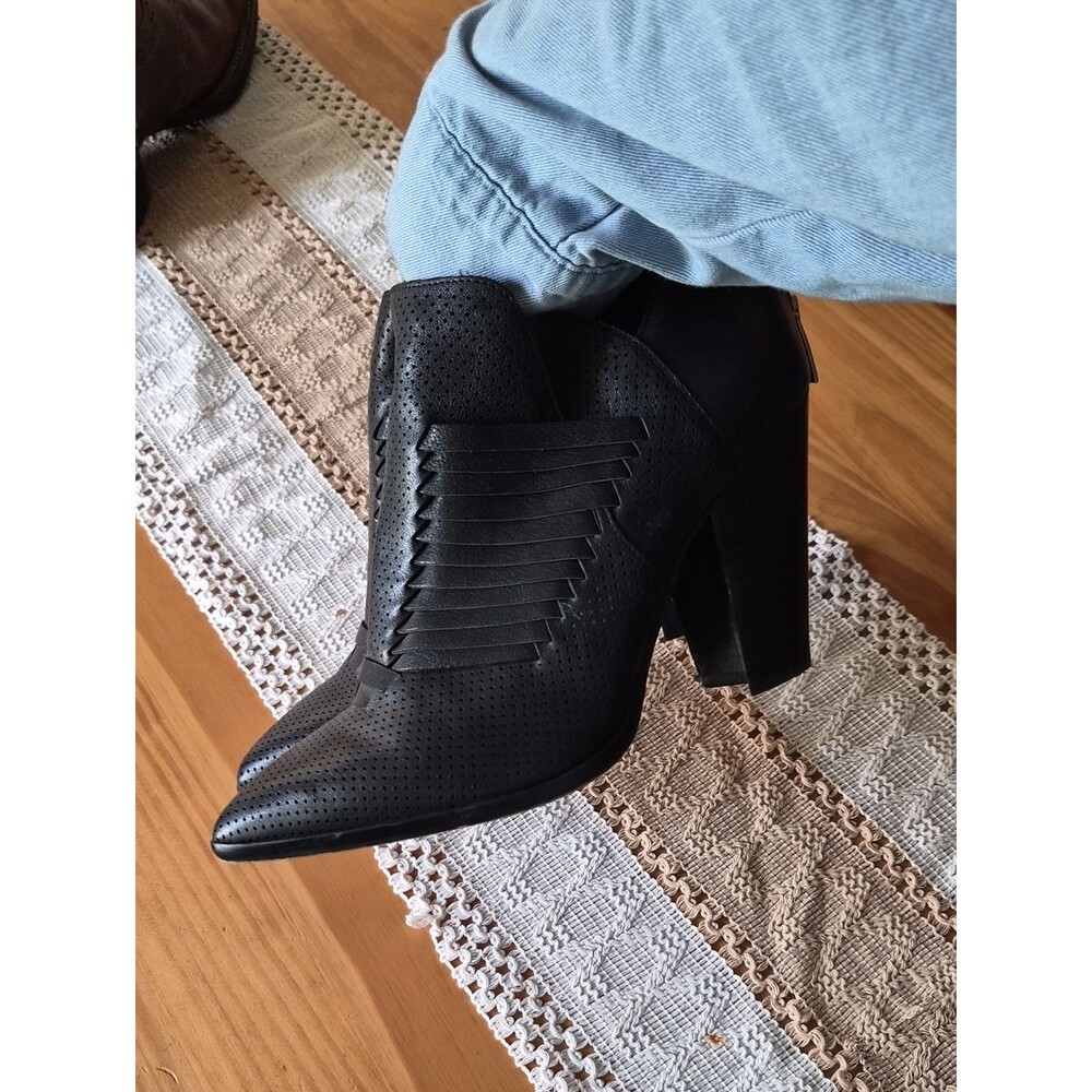 Vince-camuto Women's Black Boots
